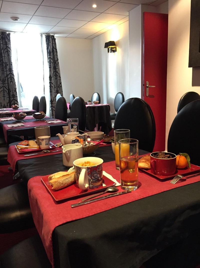 Logis Hotel Saint Martin 올리언스 외부 사진