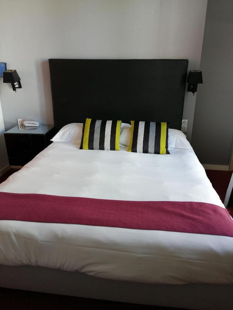 Logis Hotel Saint Martin 올리언스 외부 사진