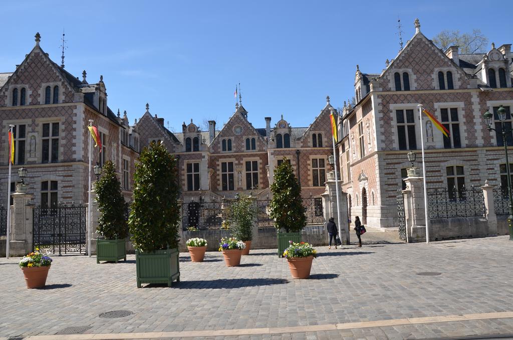 Logis Hotel Saint Martin 올리언스 외부 사진