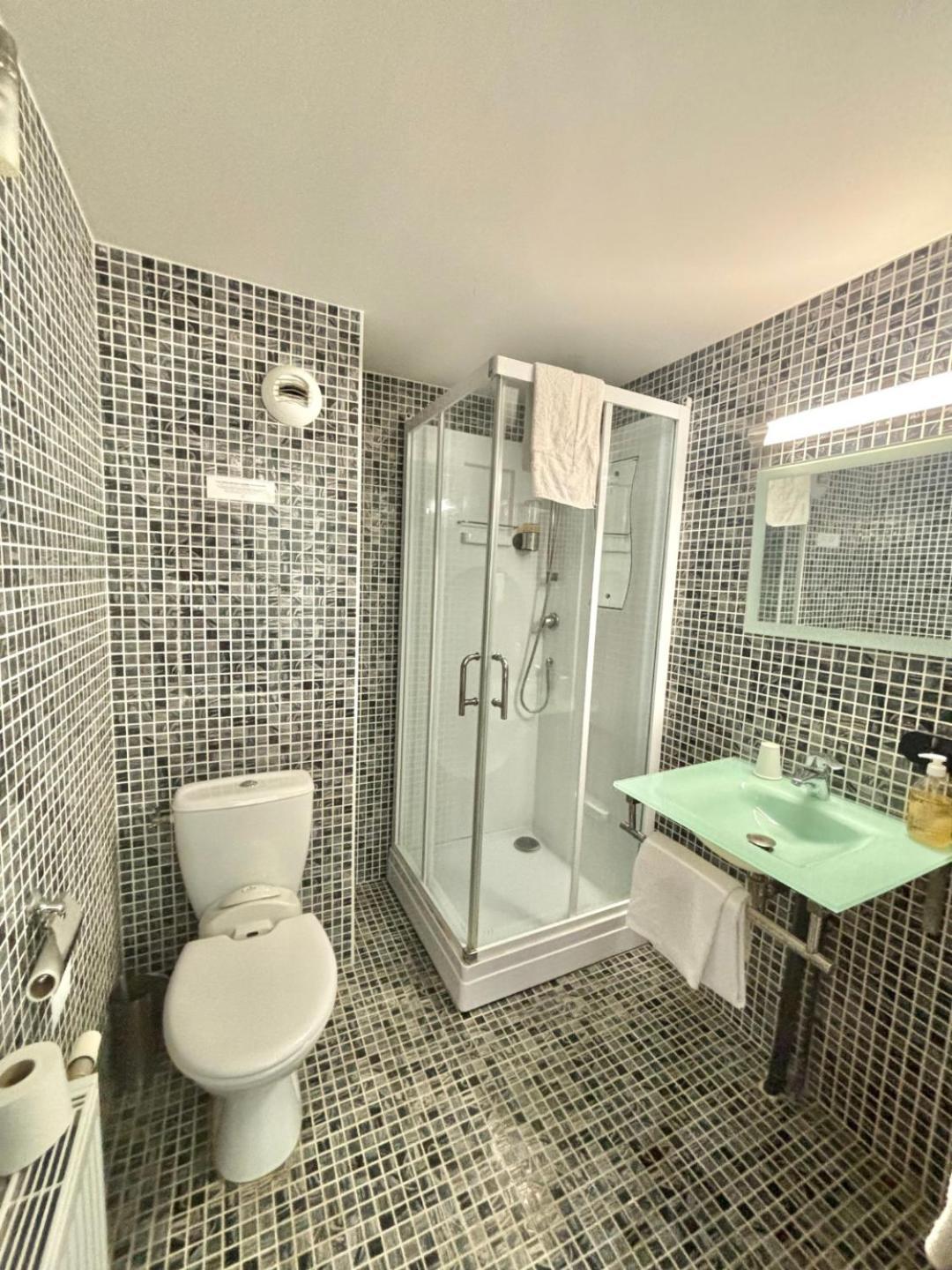 Logis Hotel Saint Martin 올리언스 외부 사진