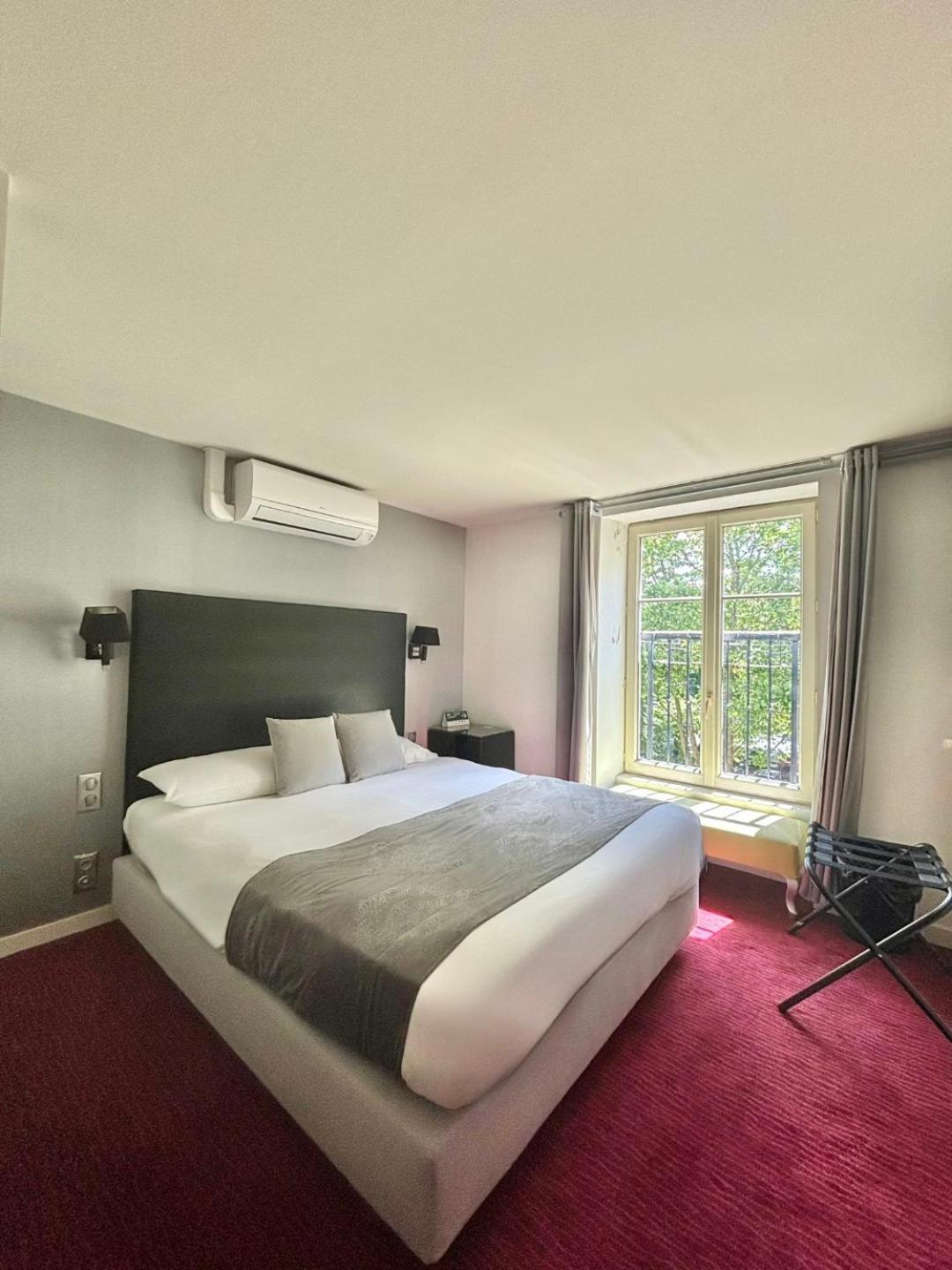 Logis Hotel Saint Martin 올리언스 외부 사진